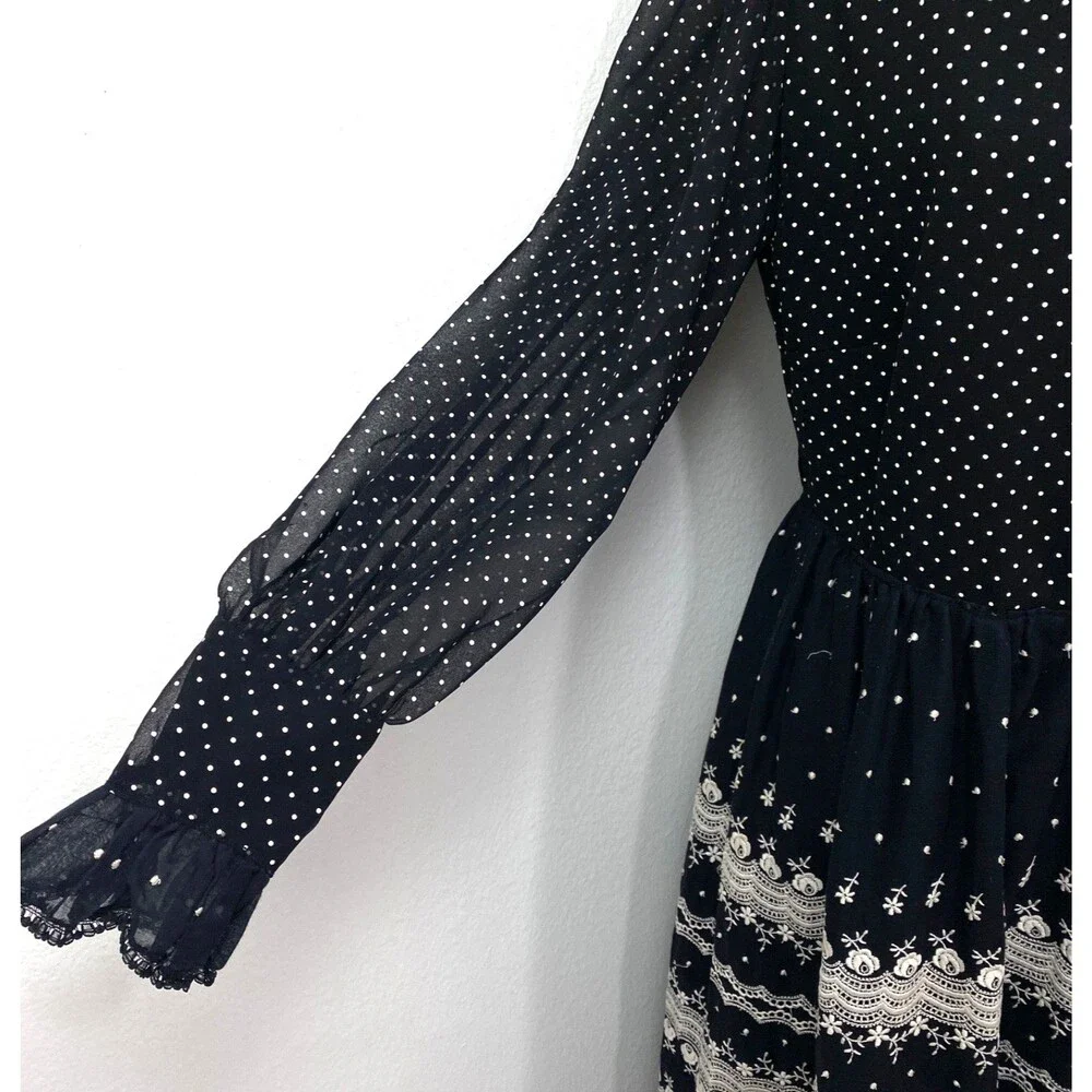 Vtg Black White Embroidered Dress XL Polka Dots Button Front Long Sleeves Boho